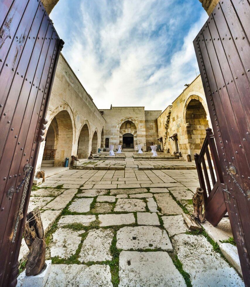 KERVANSARAYDIR BURA..